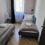 Apartament Dotis *