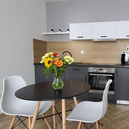 Dotis Apartment Tata