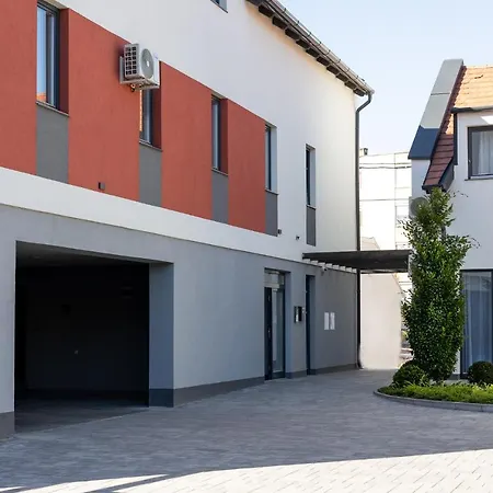 Apartament Dotis *