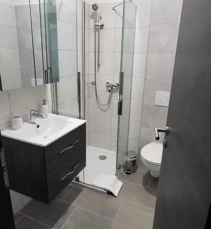 Apartament Dotis Tata